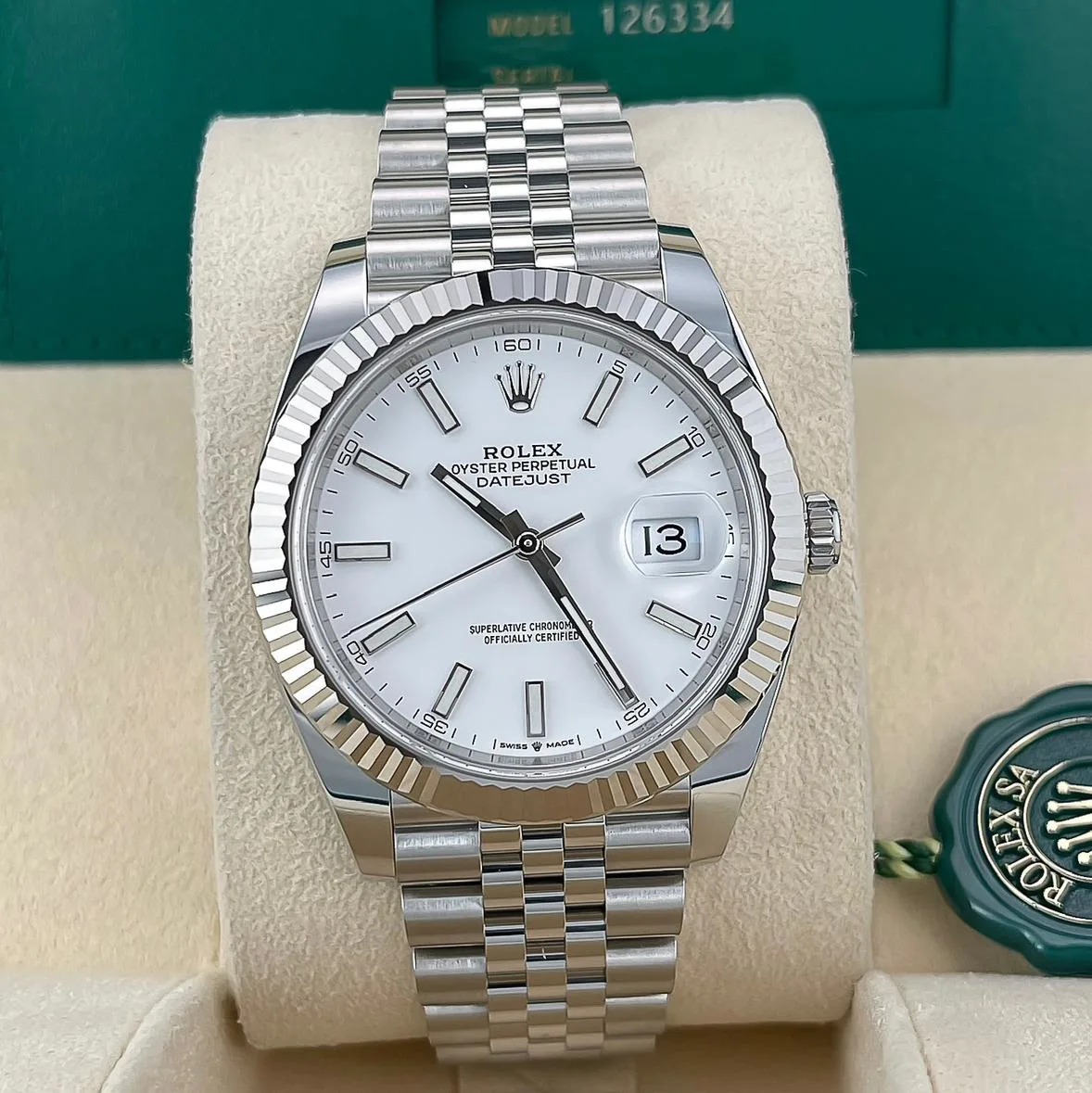 2024 Rolex Datejust 41 Fluted / White / Jubilee
