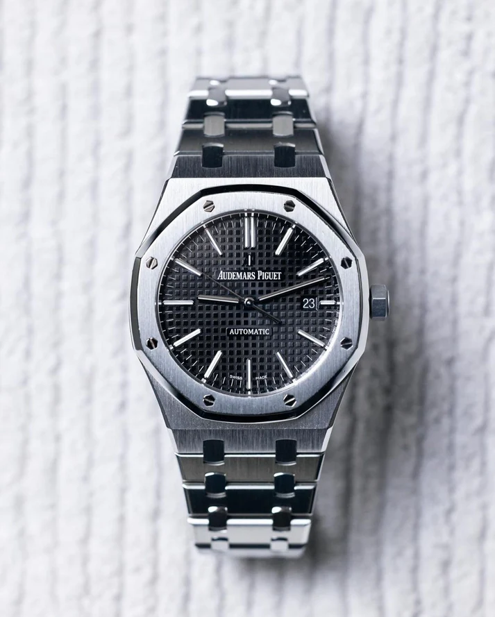 Audemars Piguet AP Royal Oak Silver Black Metal